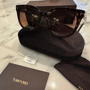 Tom Ford Moira women’s Brown Tortoise Sunglasses made in Italy polarized